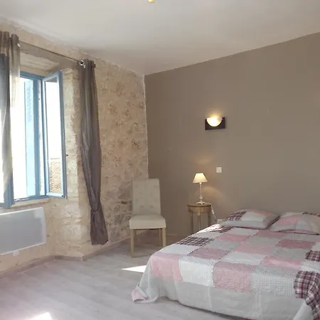 L'oree Du Castel Kır Evi *